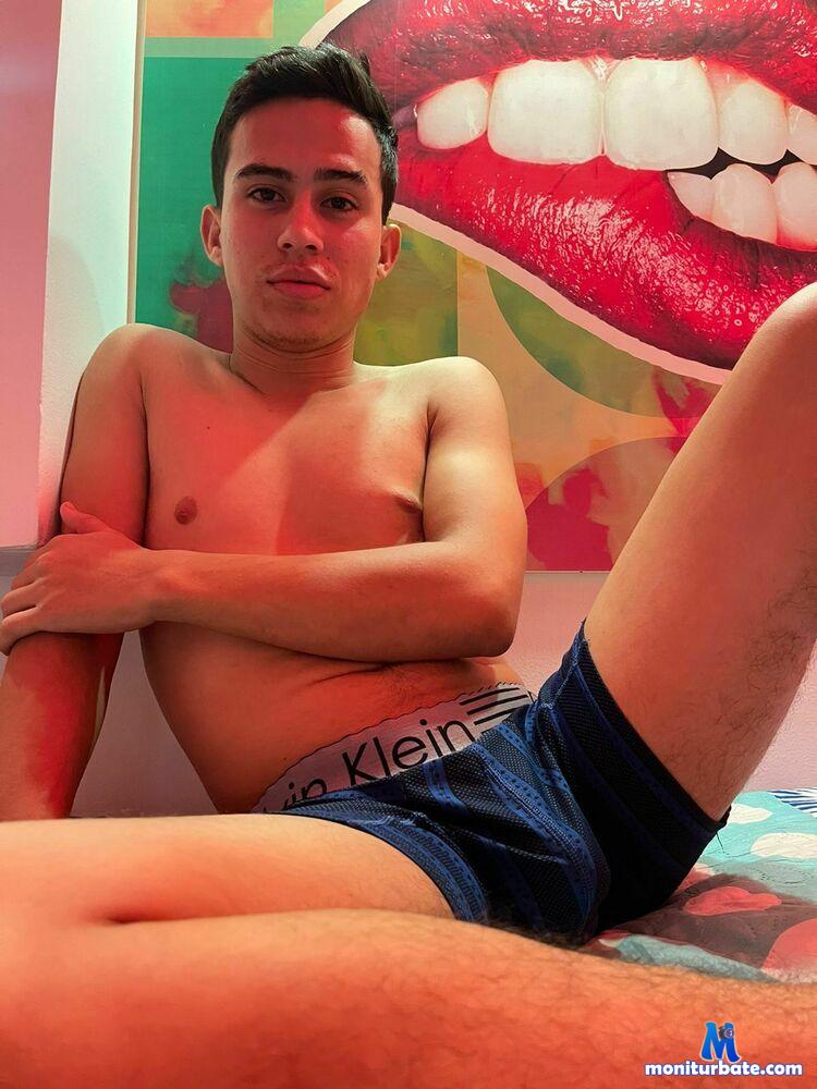 scottdays camsoda livecam performer profile