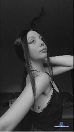 meganmeow23 Camsoda livecam show performer room profile