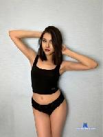 kinijin Camsoda livecam show performer room profile