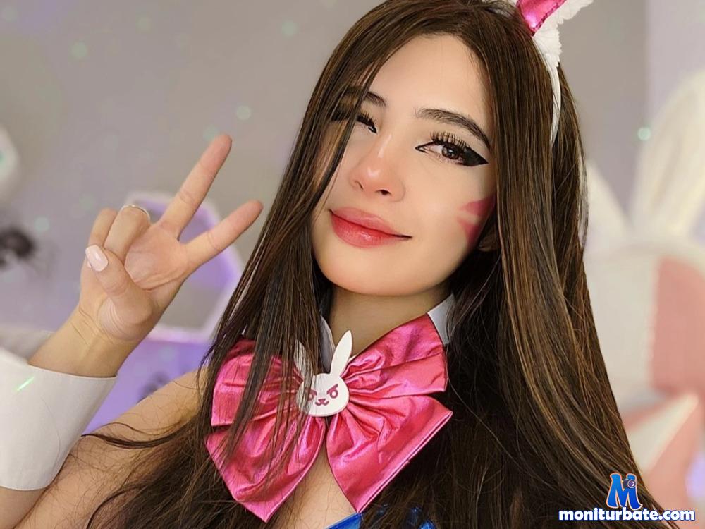 girlamber camsoda livecam performer profile
