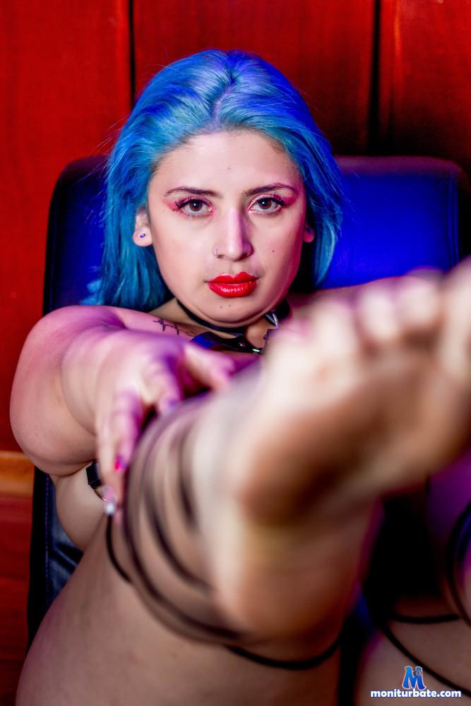 danibellacam camsoda livecam performer profile
