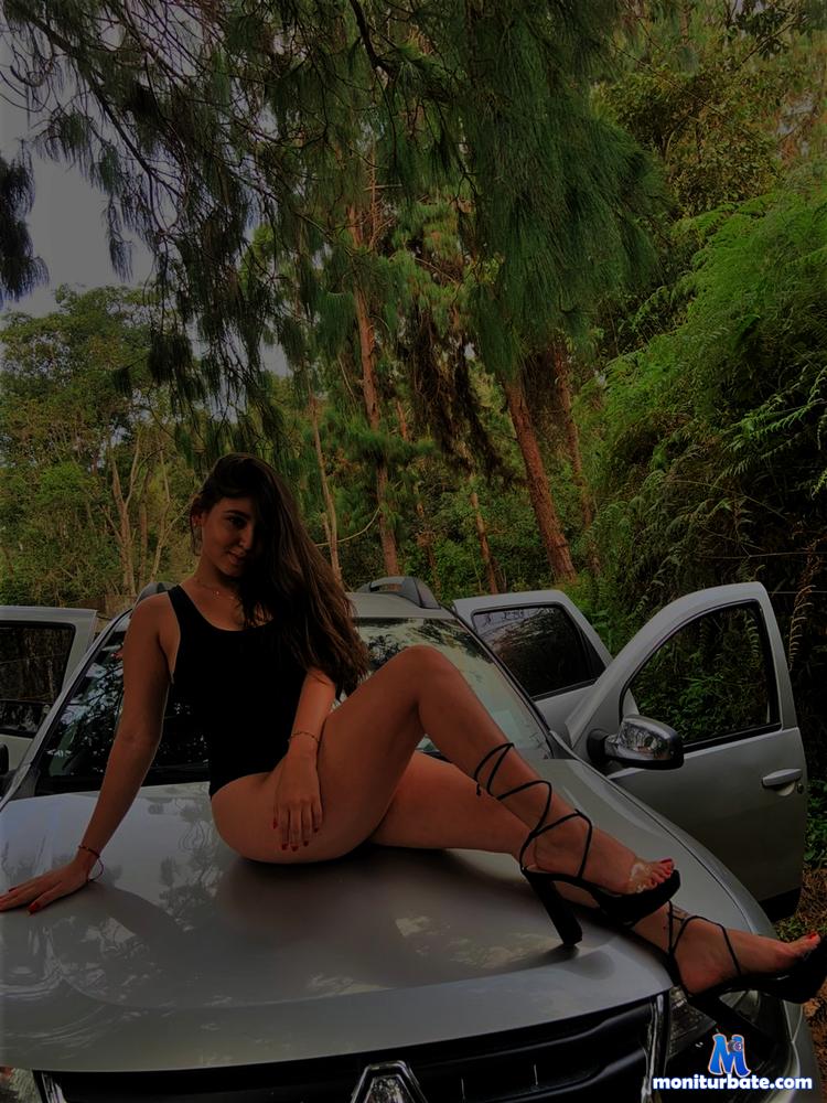 amaiadubois camsoda livecam performer profile