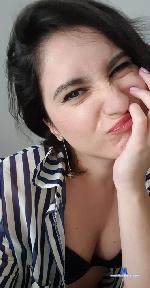 ellavanderbilt Camsoda livecam show performer room profile