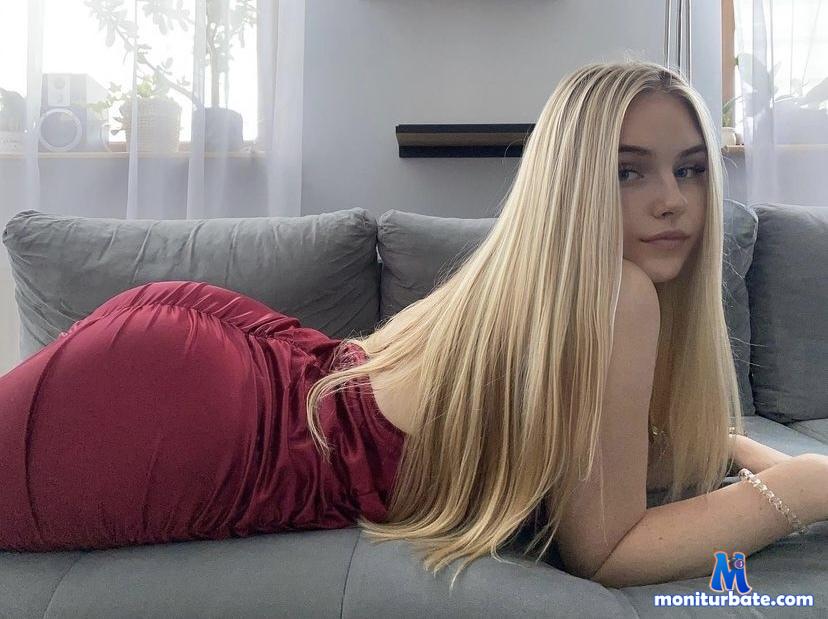 mindypleasure camsoda livecam performer profile
