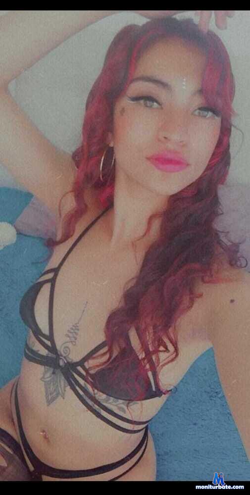 perla-ass camsoda livecam performer profile