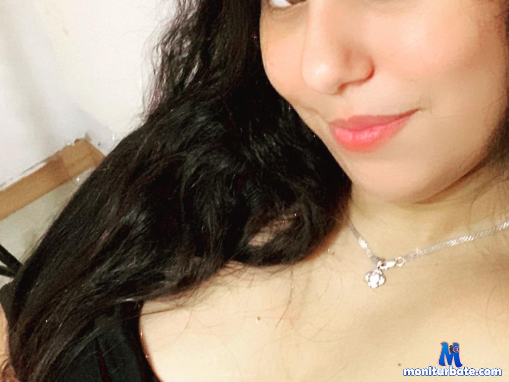niicolmendoza camsoda livecam performer profile