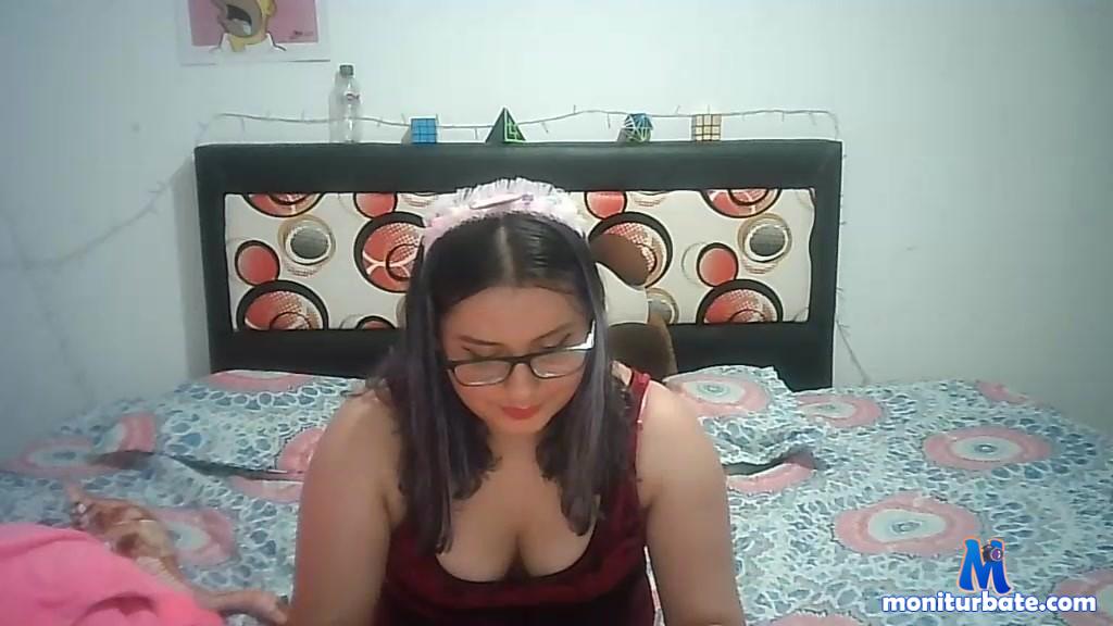 dulceteen camsoda livecam performer profile