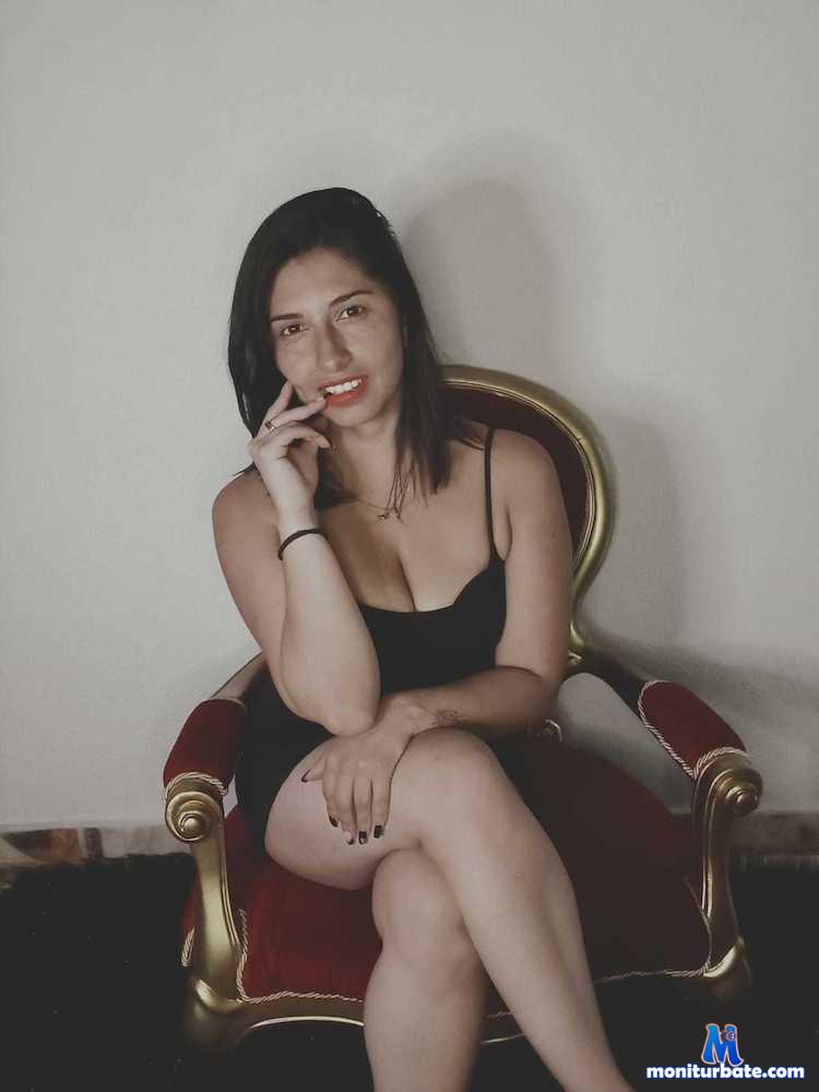 natasha-mature camsoda livecam performer profile