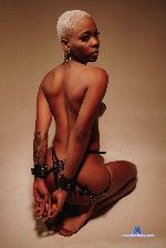 renanatafisher Camsoda livecam show performer room profile