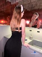 oliviaregera Camsoda livecam show performer room profile