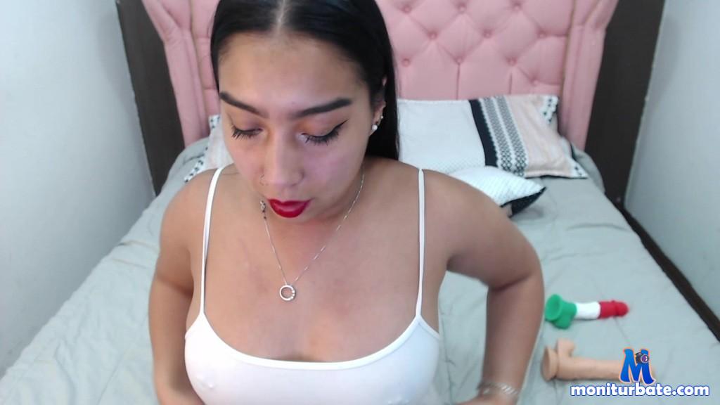 valentinapalmer camsoda livecam performer profile