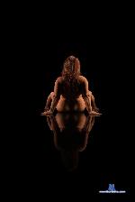 misssnazzy Camsoda livecam show performer room profile