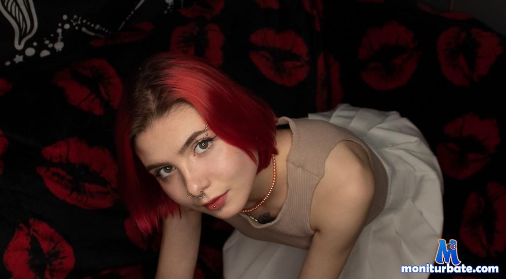 yuitrap camsoda livecam performer profile