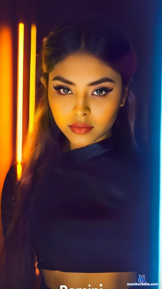 sophiamariacinnamon camsoda livecam performer profile