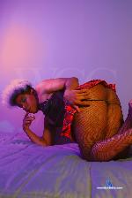 agatha-velour Camsoda livecam show performer room profile