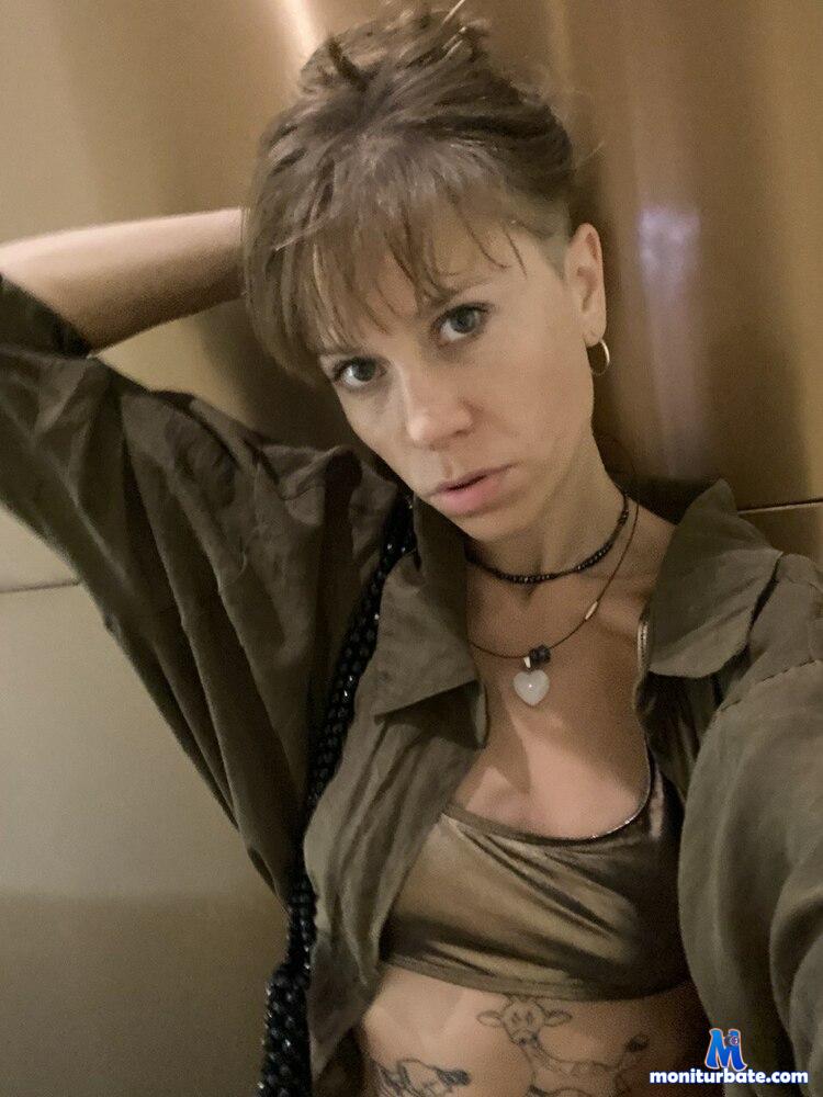 ginaangelina camsoda livecam performer profile