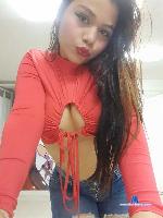 indiramancini Camsoda livecam show performer room profile