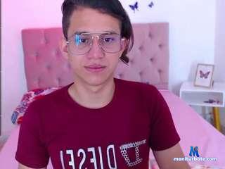 sergio-thompson camsoda livecam performer profile