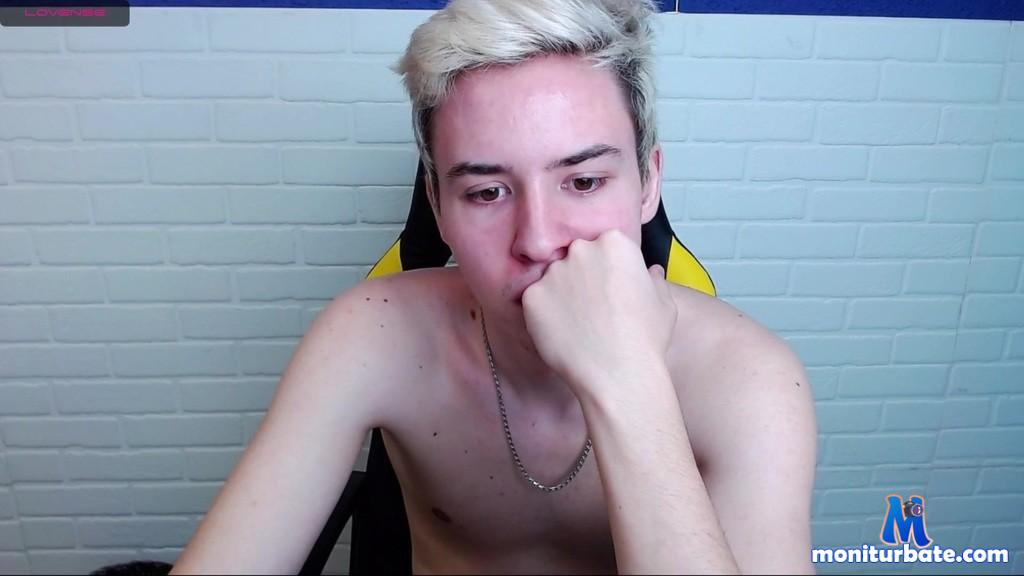rayanguzman Camsoda performer cum feet blonde blowjob masturbation teen college hd