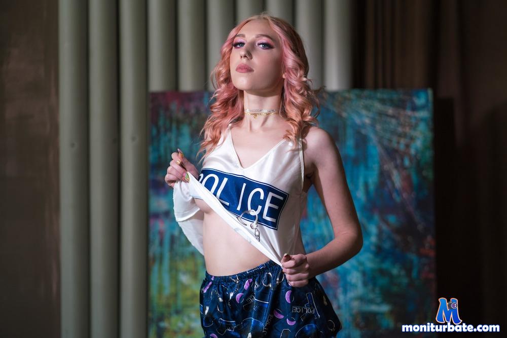 miuelle camsoda livecam performer profile