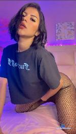 melanicollins Camsoda livecam show performer room profile