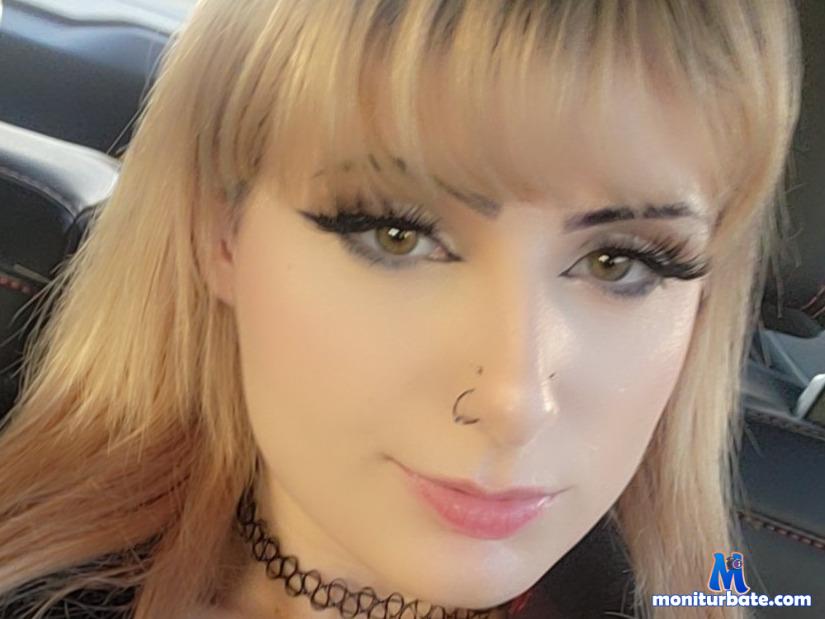 eviechristian camsoda livecam performer profile