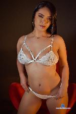 sara-martinez1 Camsoda livecam show performer room profile