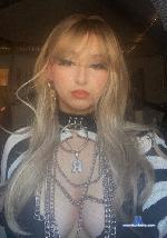 vampthrobb Camsoda livecam show performer room profile
