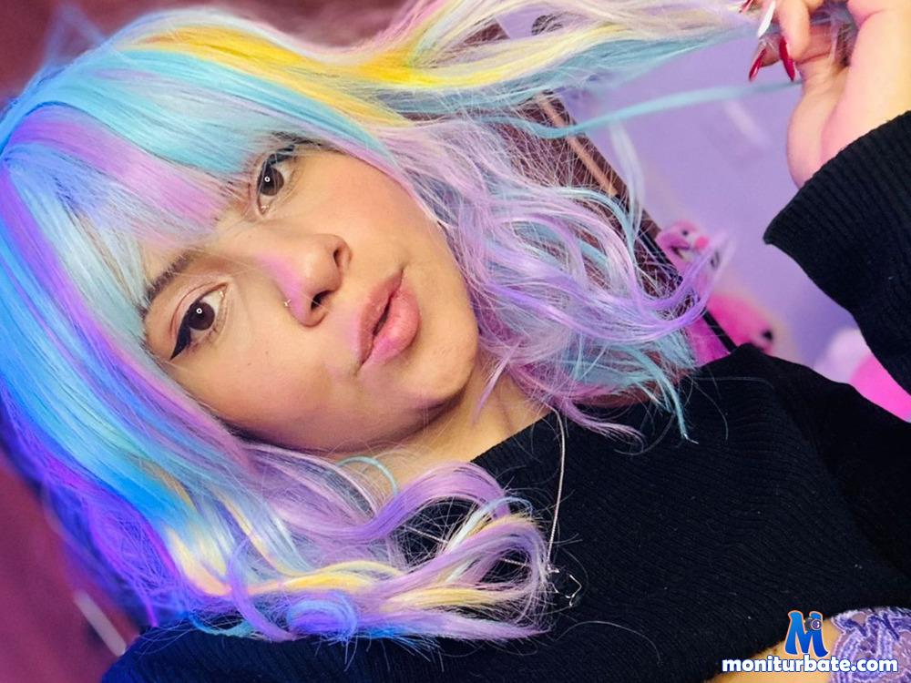 magicjuana26 camsoda livecam performer profile