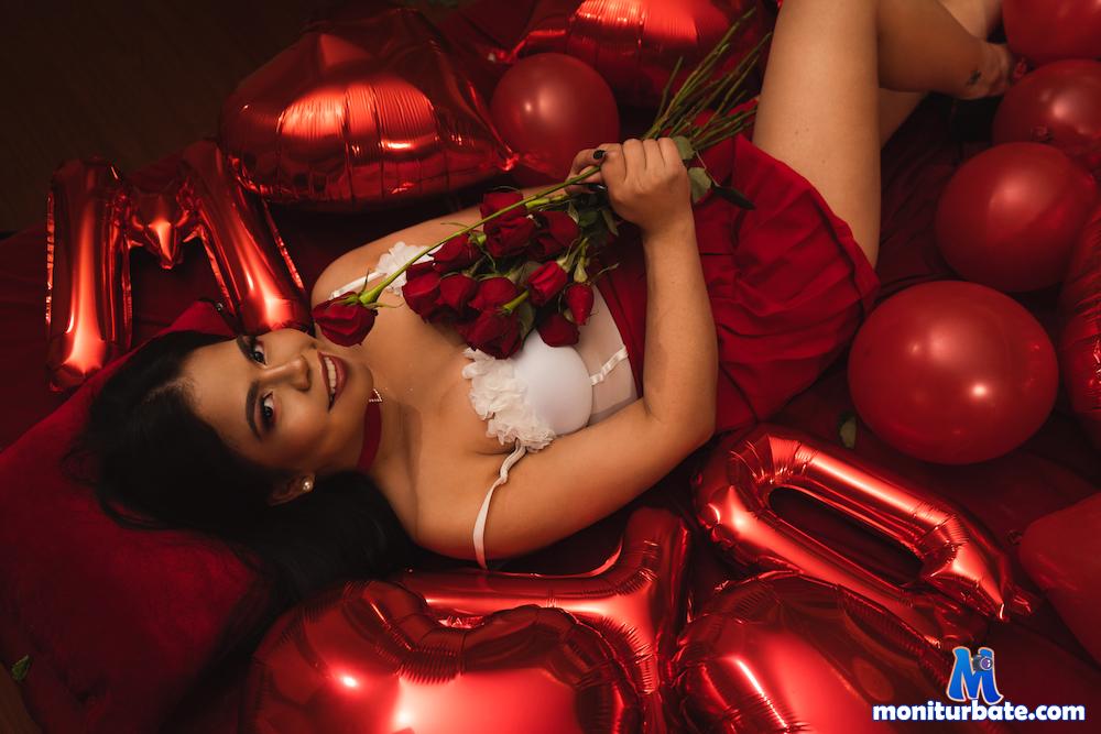 lilly-rose23 camsoda livecam performer profile