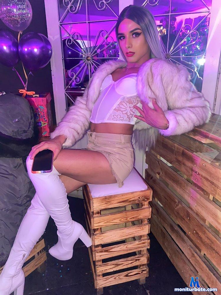 antonelapalacios camsoda livecam performer profile