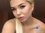 jennyshyg Camsoda livecam show performer room profile