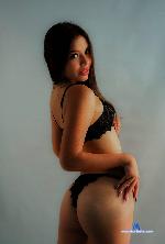 martina-28 Camsoda livecam show performer room profile