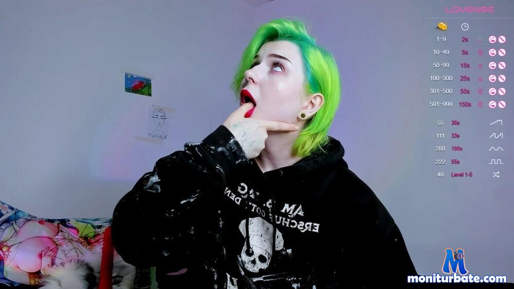 sexy-goth camsoda livecam performer profile