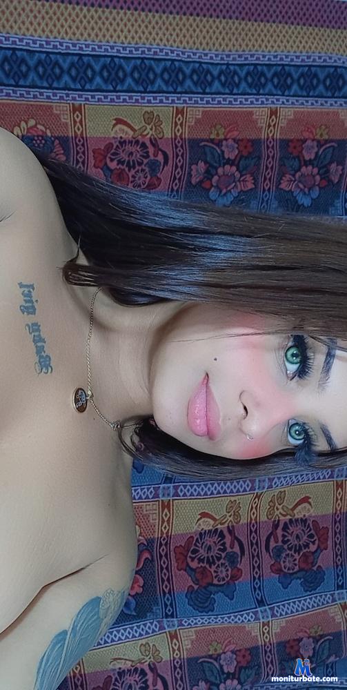 crystall-babyy camsoda livecam performer profile