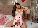 sophyhakura Camsoda livecam show performer room profile