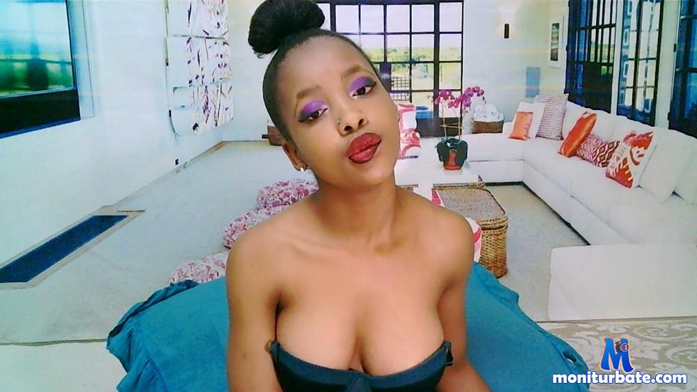 ebonypetite1 camsoda livecam performer profile