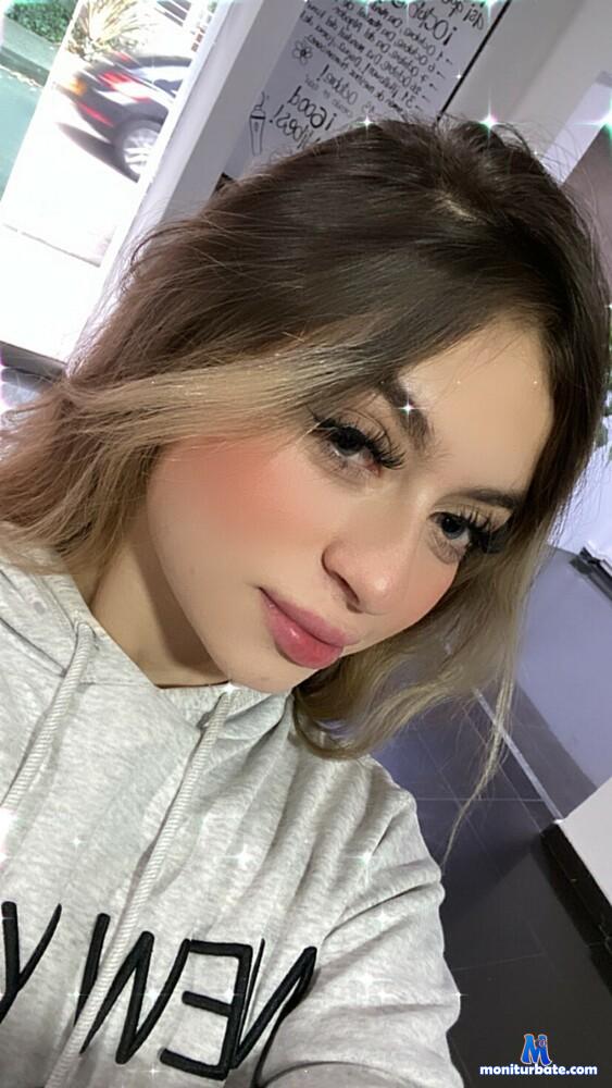 blondie-sweet1 camsoda livecam performer profile