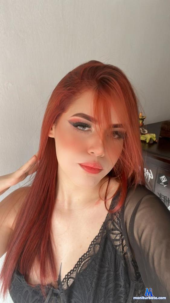 aurora-lozon camsoda livecam performer profile