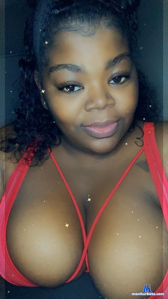 sweetcakey68 camsoda livecam performer profile
