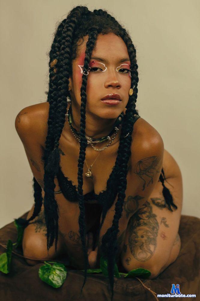 cooper-reds Camsoda performer 
