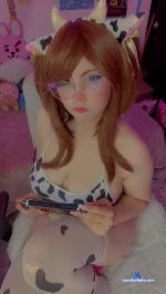 yourpixelwaifu Camsoda livecam show performer room profile