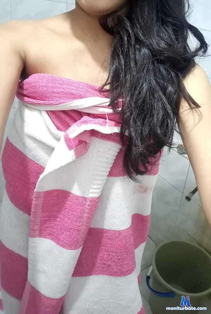 puneneha66 camsoda livecam performer profile