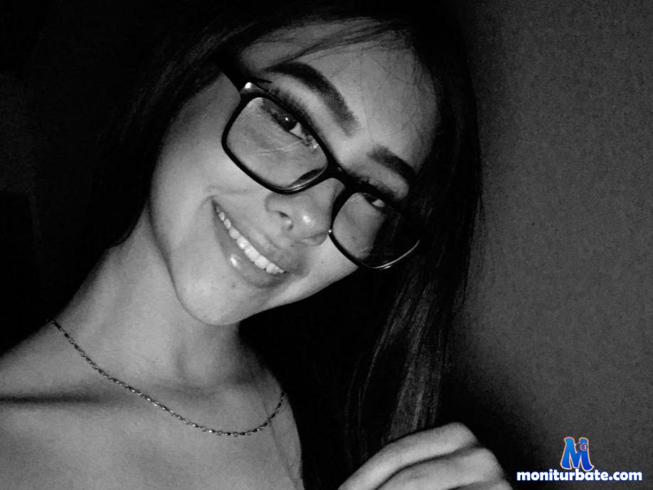 liccy-hall camsoda livecam performer profile