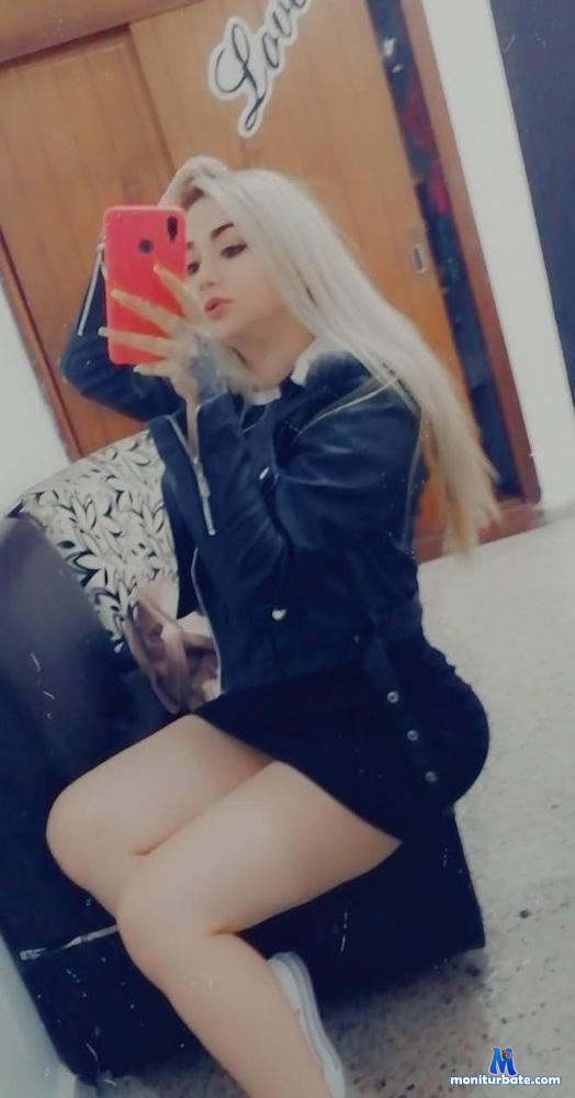 paulinamills camsoda livecam performer profile