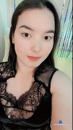 asamiglow Camsoda livecam show performer room profile