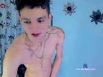 renatohott Camsoda livecam show performer room profile