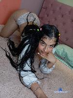 candybluue Camsoda livecam show performer room profile