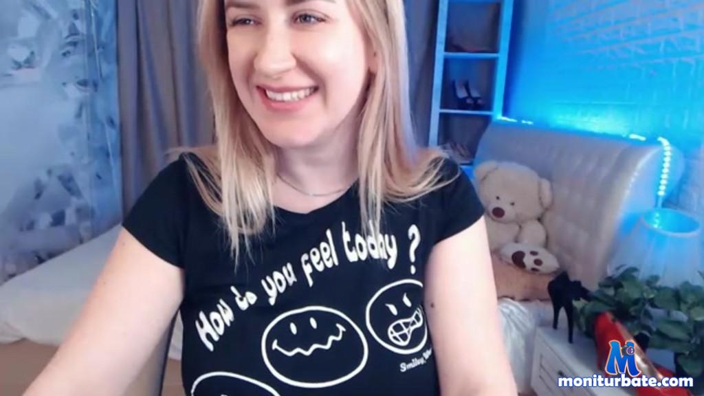 hellensnow camsoda livecam performer profile