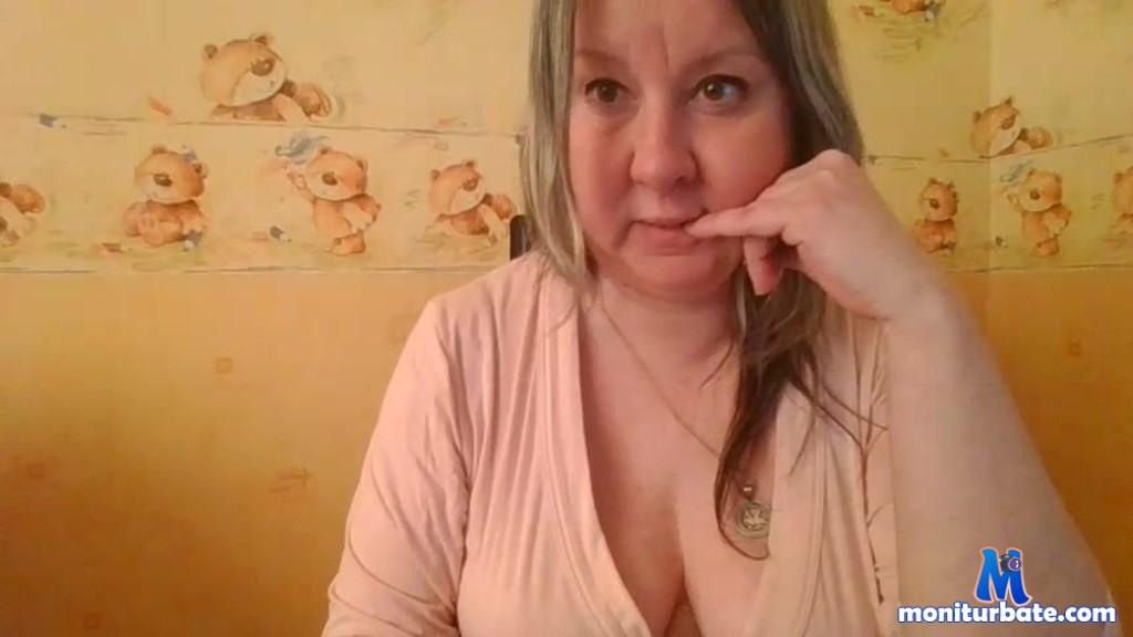secretdoll camsoda livecam performer profile
